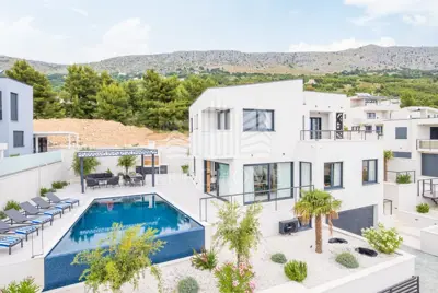 Villa 306 m², Podstrana - panoramic sea view - 3
