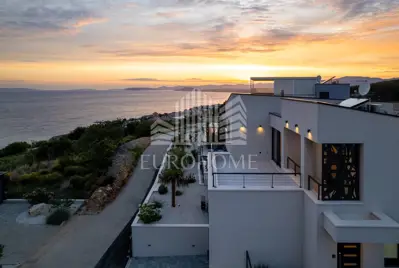 Villa 306 m², Podstrana - panoramic sea view - 12