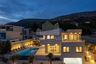 Villa 306 m², Podstrana - panoramic sea view - 18