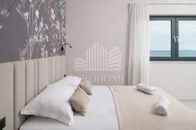 Villa 306 m², Podstrana - panoramic sea view - 15