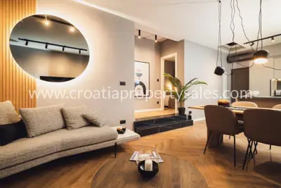 Villa 3 floors, Rogoznica, quiet bay and 4x8 swimming pool with heating - 9