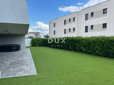 Wohnung 94,6 m², Vodice - 2 Schlafzimmer, Garten - 14
