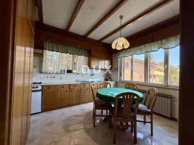 Kuća 250 m², Matulji - blizu centra i mirna lokacija - 4
