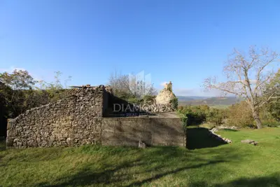 Imanje 327 m², Boljun - mirna lokacija i pogled - 13