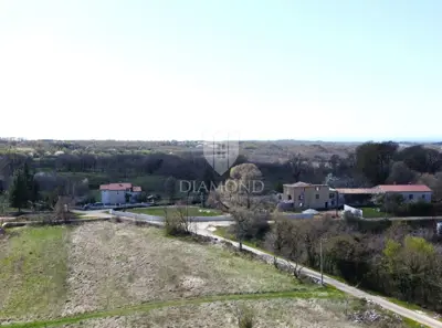 Building land 3,000 m², Tinjan - peace and nature - 3