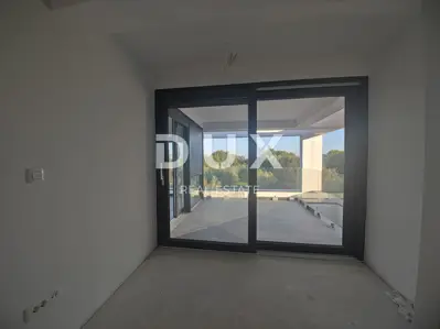 Dvojna kuća 130 m², okolica Malinske, bazen i terasa - 12