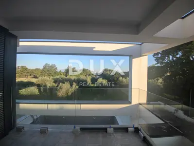 Dvojna kuća 130 m², okolica Malinske, bazen i terasa - 9