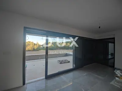 Dvojna kuća 130 m², okolica Malinske, bazen i terasa - 6