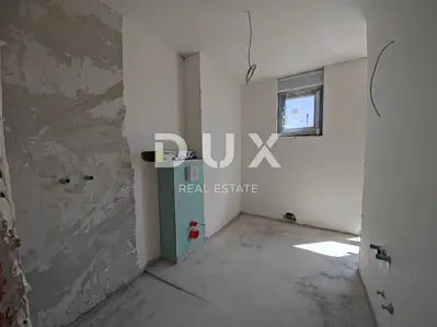 Dvojna kuća 130 m², okolica Malinske, bazen i terasa - 3