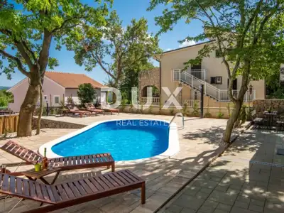 Haus 250 m², Kornić - Pool und touristische Vermietung - 3