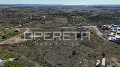 Baugrundstück 1.669 m², Zemunik Gornji - ruhige Lage - 3