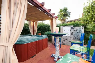 Ferienvilla, Umag, Pool und Jacuzzi in gepflegter Umgebung