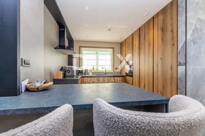 Villa 240 m², Krk - Okolica, Pool und atemberaubender Panoramablick auf das Meer - 12