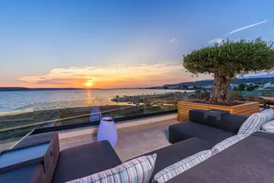 Villa 316 m², Ljubač - 1st row to the sea - 2