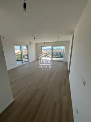 Stan 86 m², Tribunj - 2 spavaće sobe i 2 kupaonice - 5