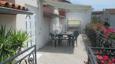Kuća u Rovinju, 3 etaže i uhodan turistički najam - 4