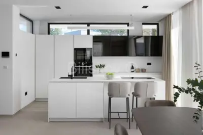 Vila 495 m², Sukošan - prvi red do mora - 10