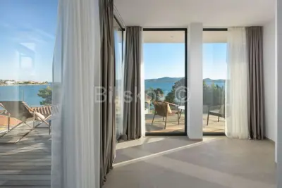 Villa 495 m², Sukošan - erste Reihe zum Meer - 3