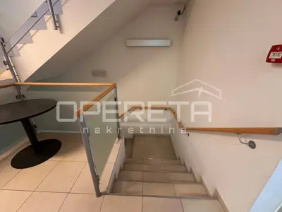 Gewerbefläche 253 m², Split Trstenik, sicher und gepflegt - 7
