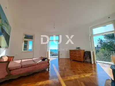 Stan 114 m², Opatija - Centar, dvoetažni u vili