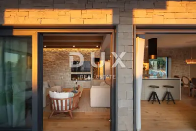 Villa 270 m², Tinjan - Meerblick und beheizter Pool - 19