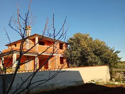 House for sale in Šarići, 178 m²