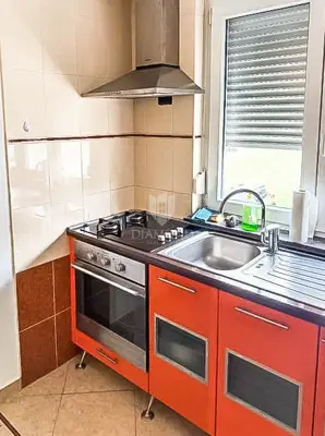 Stan 72 m², Sigečica - 2 spavaće sobe, open space - 7
