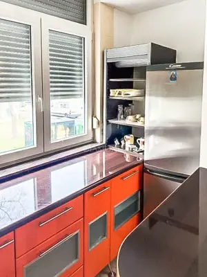 Stan 72 m², Sigečica - 2 spavaće sobe, open space - 8