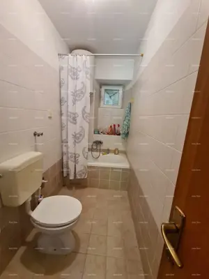 Prodaja kuće 273 m², sa dvorištem i velikim zemljištem, Barban - 18