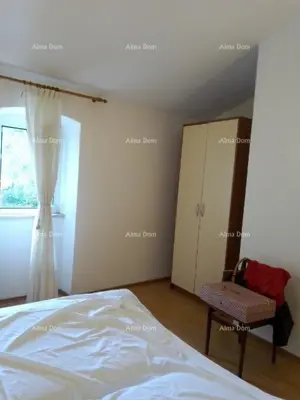 Prodaja kuće 273 m², sa dvorištem i velikim zemljištem, Barban - 5
