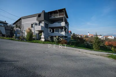 Sveti Ivan Zelina, House with four residential units near the center - - 2