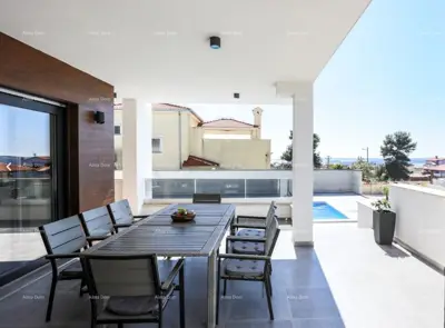 Villa 340 m², Medulin - Meerblick und beheizter Pool - 3
