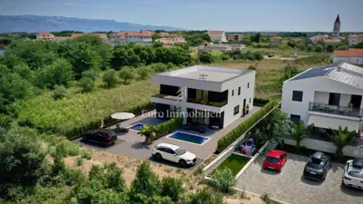 House for sale in Privlaka, 306,3 m² - 2