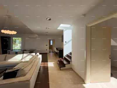 New construction, modern house with a pool! - 5