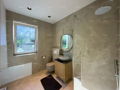 New construction, modern house with a pool! - 6