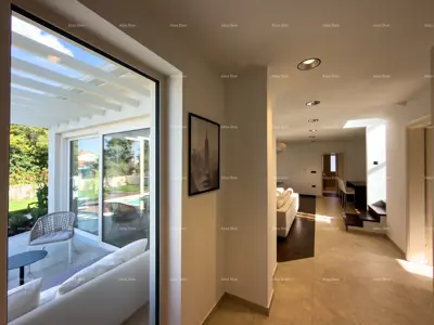 New construction, modern house with a pool! - 2