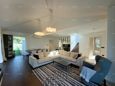 New construction, modern house with a pool! - 12