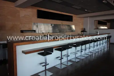 Gewerbeimmobilie, Hvar, 432 m², 1 290 000 € - 3