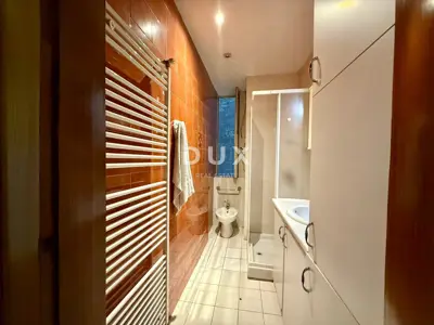 Rijeka, Belveder, 4 Zimmer Wohnung, 95 m², Hochparterre, Investition - 10