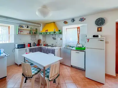 Haus 200 m², Labin - Steinhaus und Studio-Apartment - 8