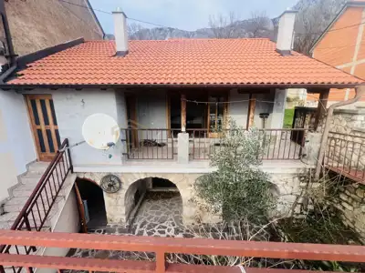 Kuća 135 m², Tribalj - autohtona, renovirana 2015.