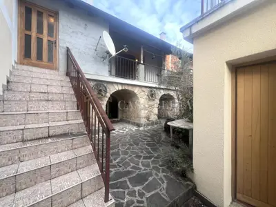 House 135 m², Tribalj - authentic, renovated in 2015. - 11