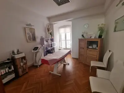 RIJEKA, CENTAR - Commercial space with a spacious terrace, 4 rooms, 121 m² - 4