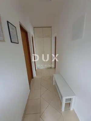 Haus 220 m², Klenovica - 11 Zimmer und 5 Badezimmer - 7