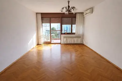 Stan, Rijeka Kozala, 6. kat, pogled na more - 2