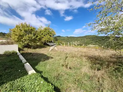 Building plot 461 m², Jakomići near Pićan - view of Učka - 4