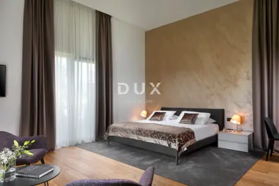 Villa 360 m², Bale - designer interior and heated pool - 21