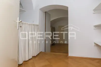Gewerbeimmobilie zur Miete in Gornji grad, 250 m² - 18