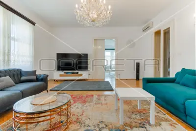 Apartment for rent in Centar, 126 m²