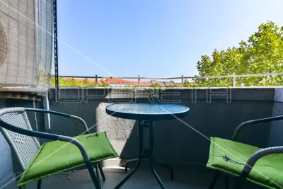 Najam, Stan, Centar, Trg žrtava fašizma, 3s, 126 m² - 14